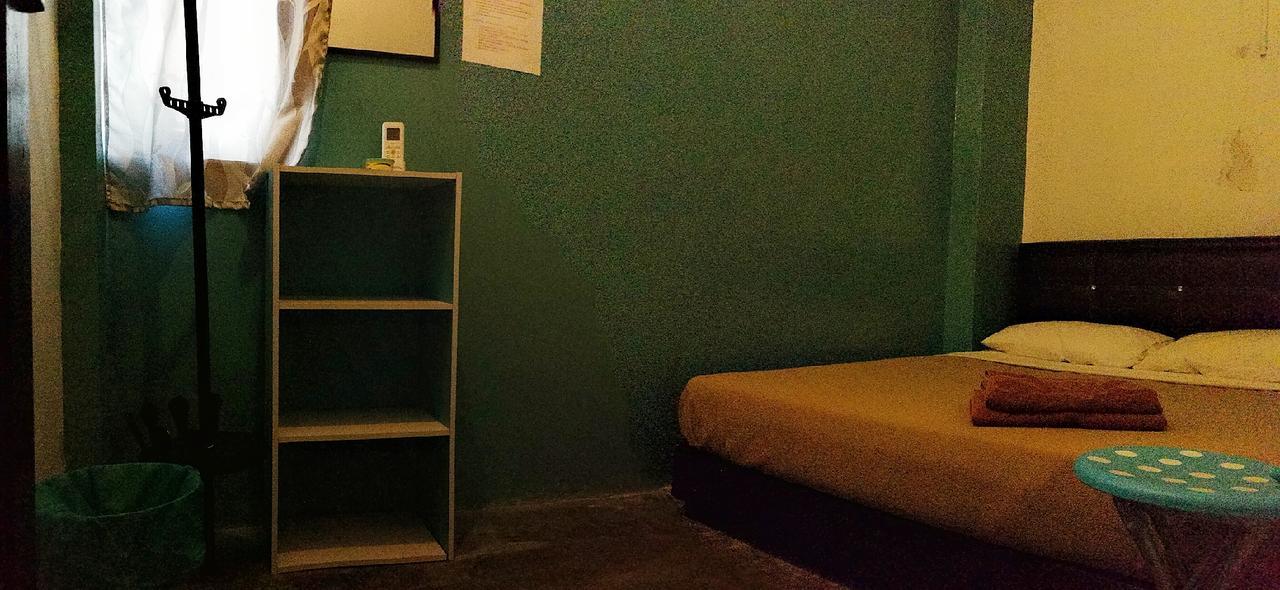 Monkey Motel Cafe Malacca ภายนอก รูปภาพ
