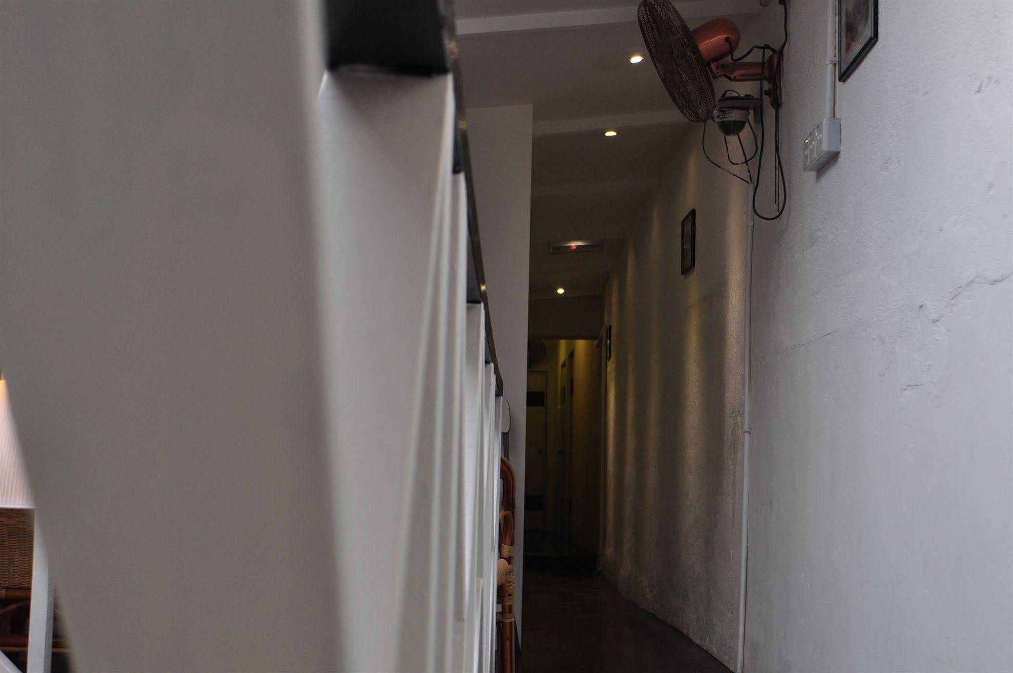 Monkey Motel Cafe Malacca ภายนอก รูปภาพ