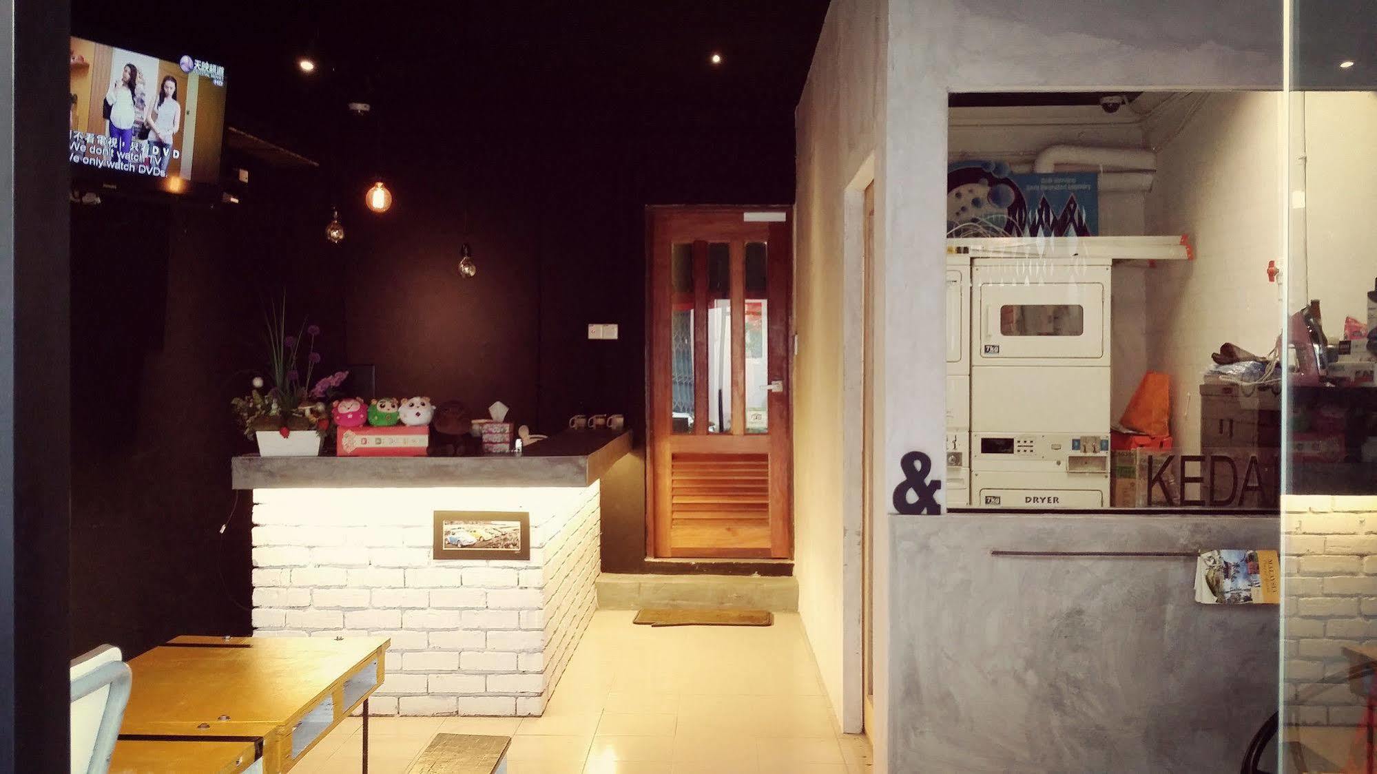 Monkey Motel Cafe Malacca ภายนอก รูปภาพ